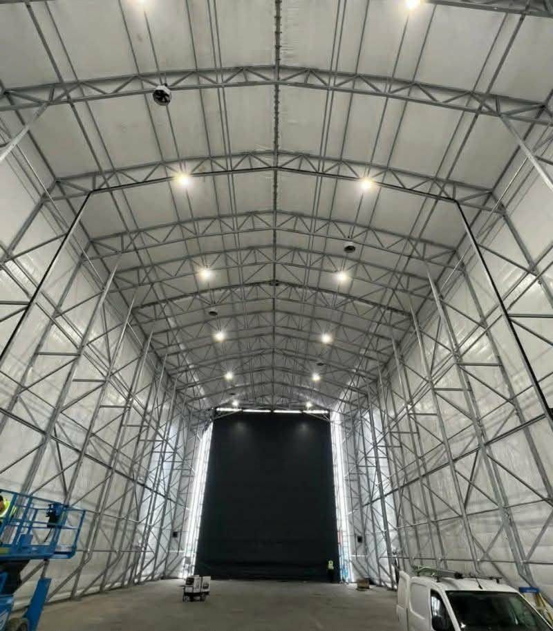 High bay lighting installation